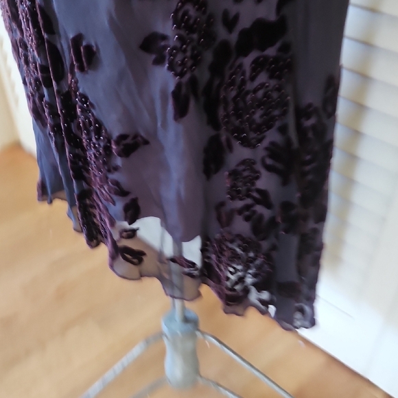 Robbie Bee Y2K Plum Velvet And Silk Beaded Dress - Picture 7 of 14